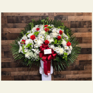 SB1010: Green, white and red  standard basket