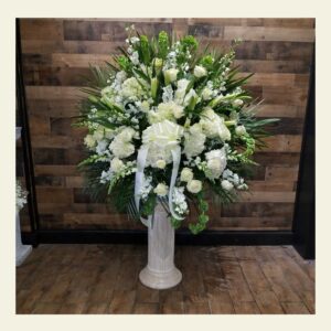 EB0350: Assorted white elegant basket