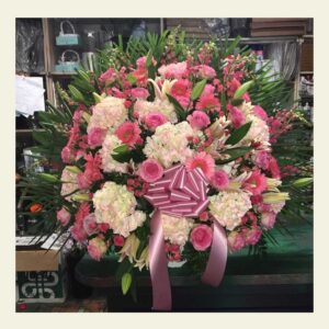 EB0850: Pink and white elegant basket